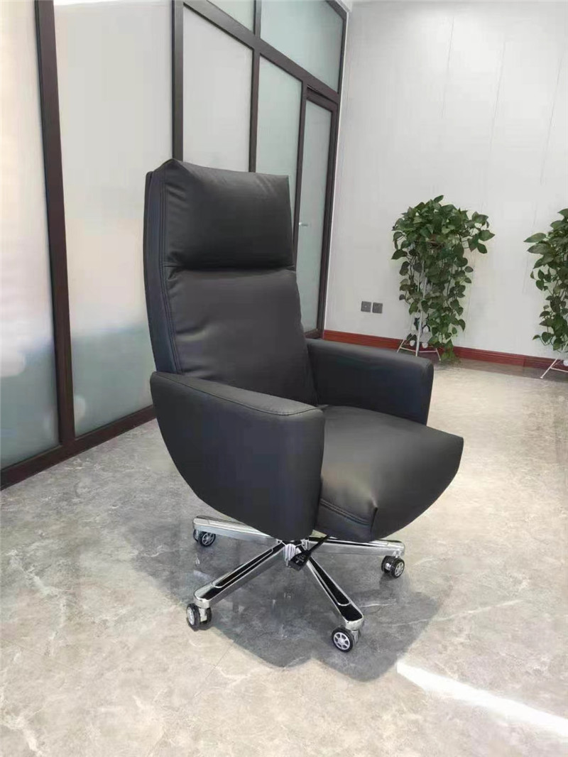 经理总栽办公椅
