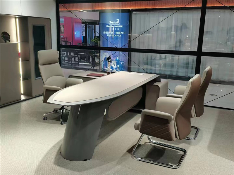 经理总栽办公椅