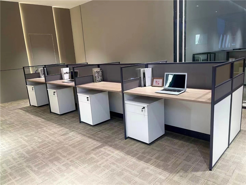 屏风式办公工位